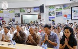 Xúc động những hình ảnh bệnh nhân nghe giảng về ý nghĩa lễ Vu lan